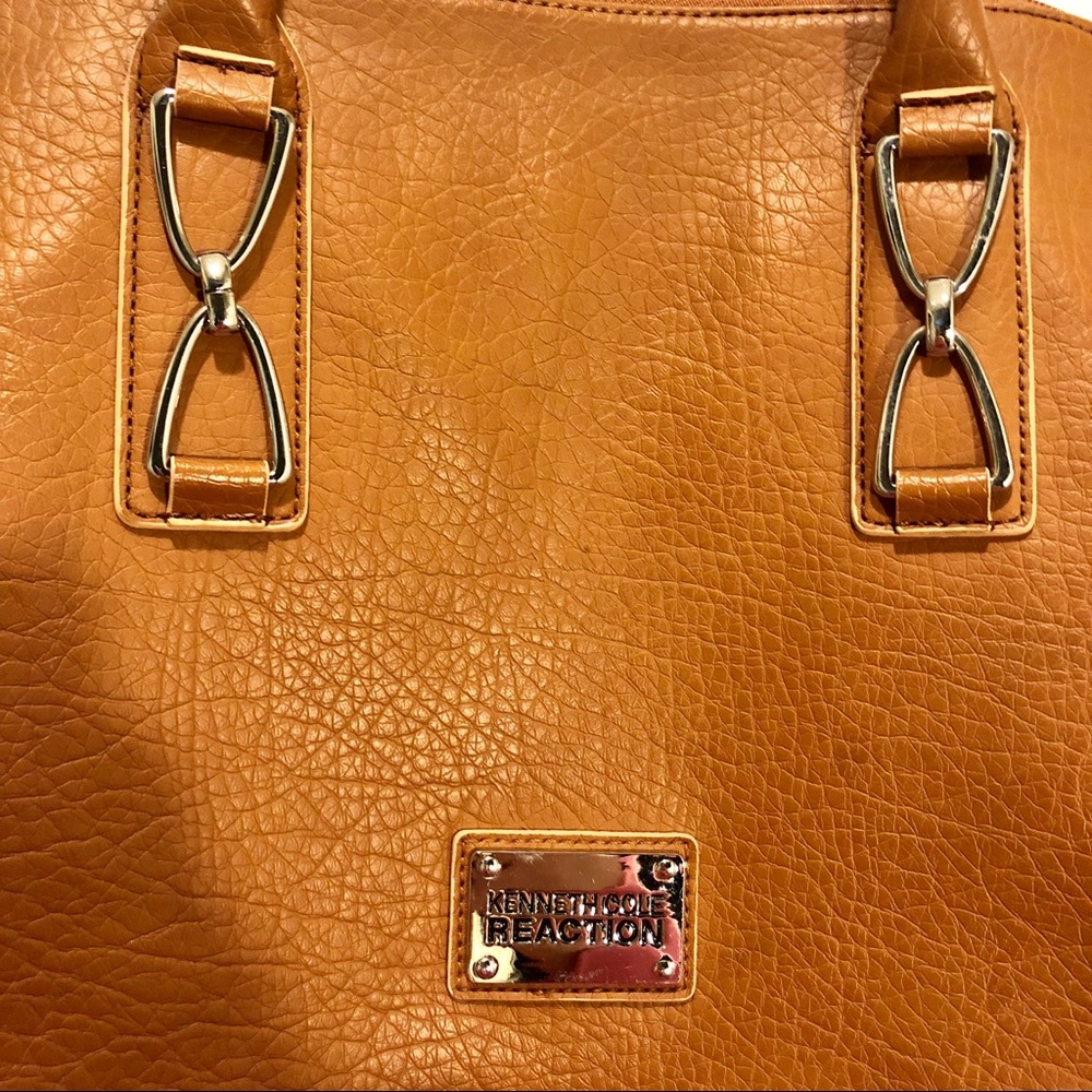 Kenneth Cole Reaction large purse - Picture 5 of 10